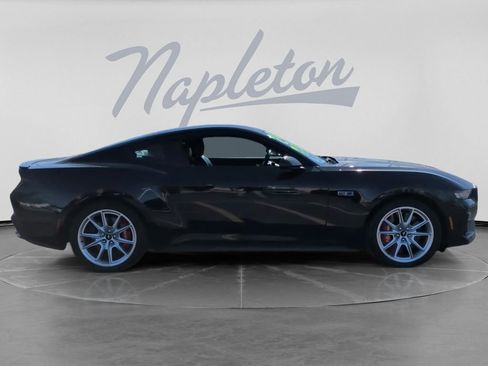 Used 2024 Ford Mustang GT Premium RWD image 3