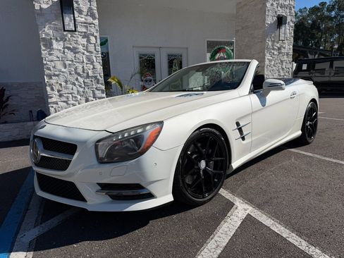 Used 2013 Mercedes-Benz SL 550 image 3