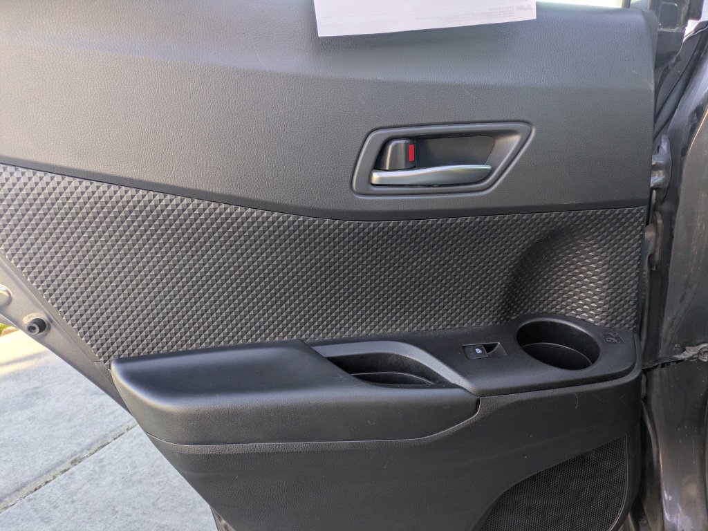 Used 2019 Toyota C-HR XLE FWD image 24