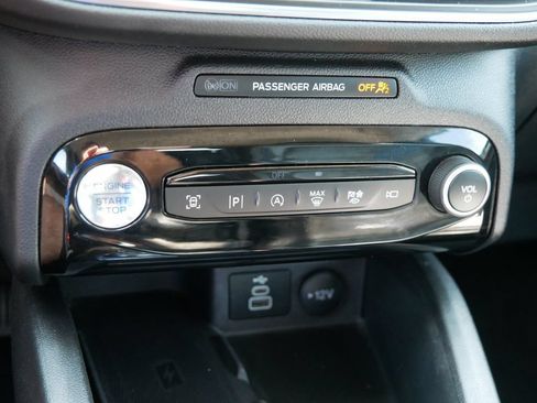 Used 2024 Ford Escape Platinum AWD/4WD image 22