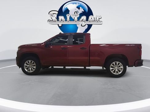 Used 2020 Chevrolet Silverado 1500 Custom w/ Custom Value Package image 3