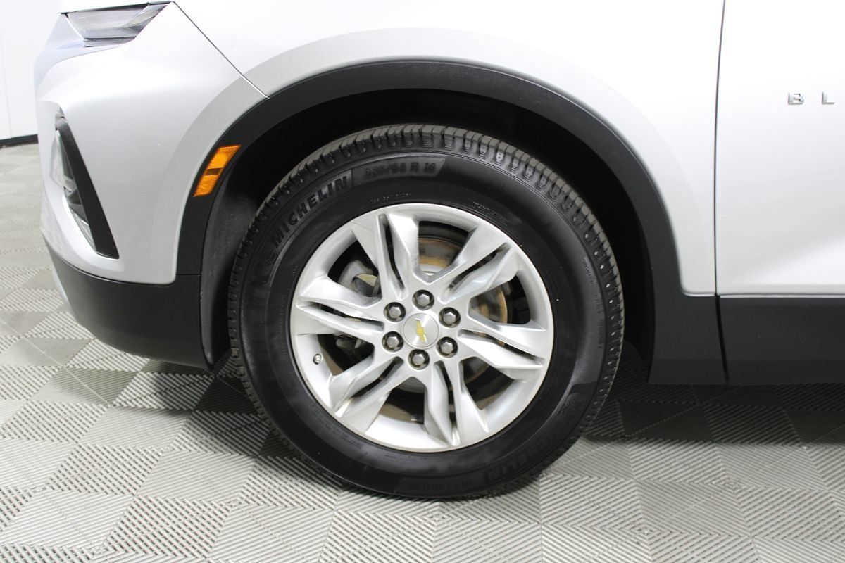 Used 2020 Chevrolet Blazer LT FWD image 4