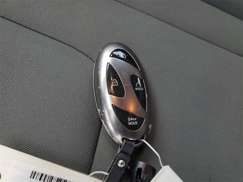 Used 2024 Hyundai Elantra SEL image 24