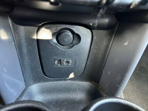 Used 2017 MINI Cooper 2-Door Hardtop image 29