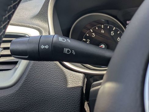 Used 2021 Jeep Compass Latitude w/ Sun and Sound Group FWD image 51