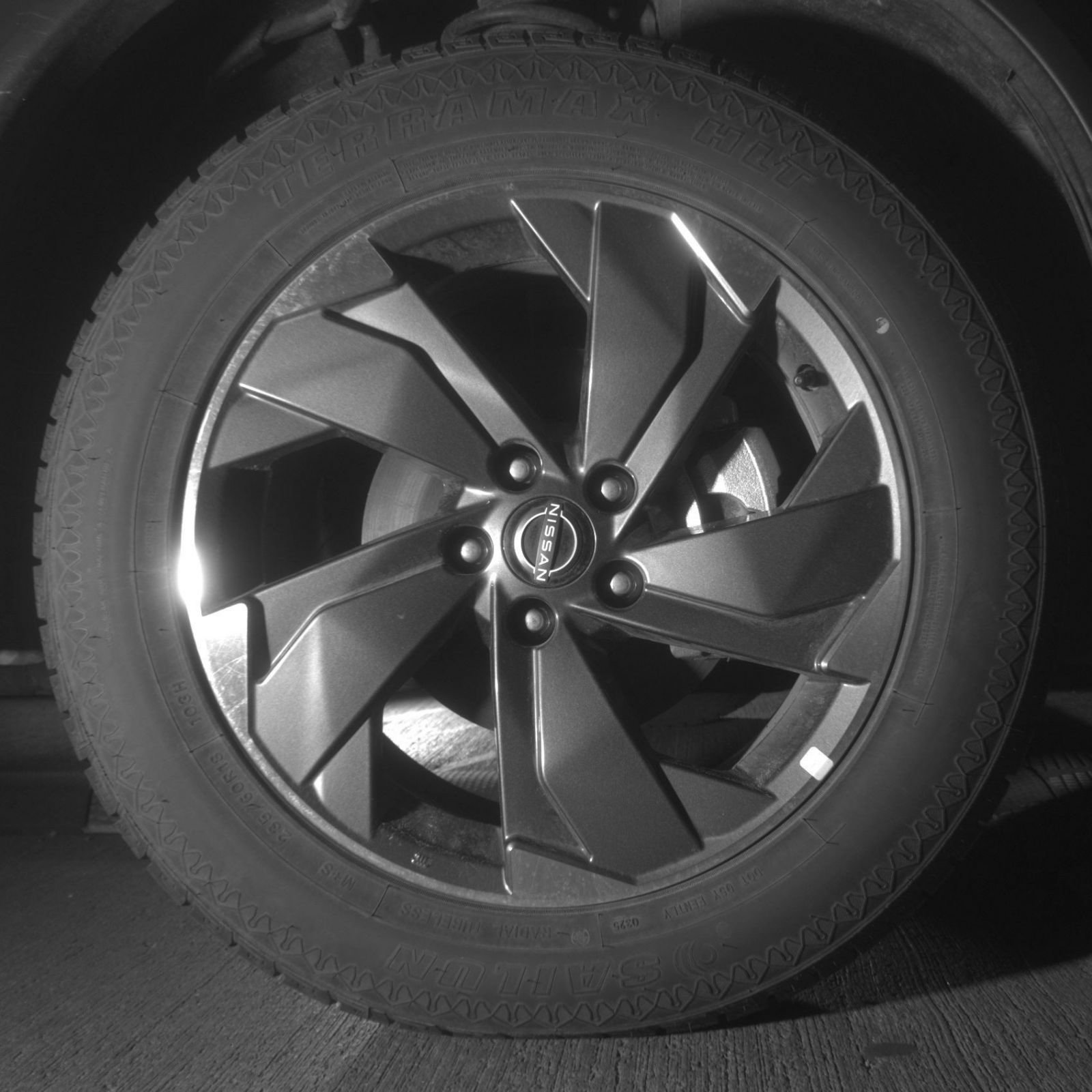 Used 2025 Nissan Rogue SV FWD image 15