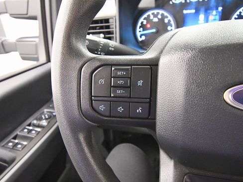 Used 2024 Ford F350 XLT w/ FX4 Off-Road Package image 18