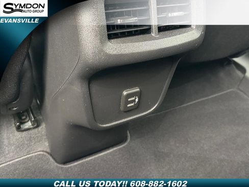 Used 2021 Chevrolet Equinox LT image 9