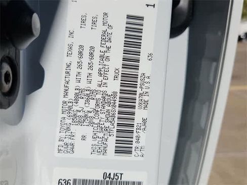 Used 2025 Toyota Tundra SR5 image 29