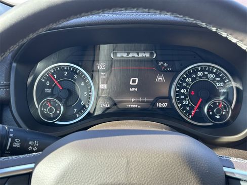 Used 2025 RAM 1500 Laramie w/ Laramie Southwest Edition image 40