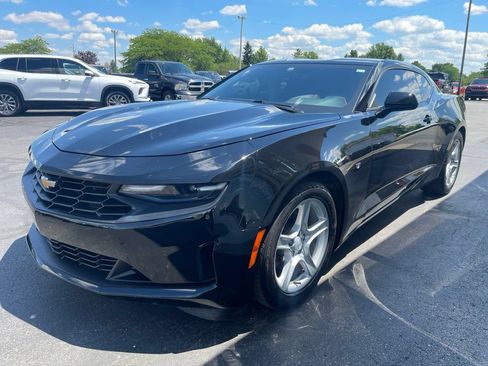 Used 2024 Chevrolet Camaro LT RWD image 3