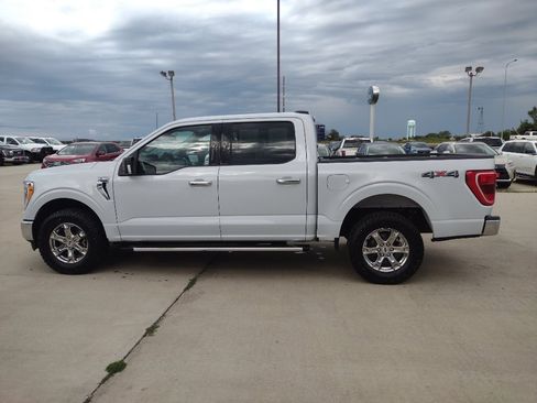 Used 2022 Ford F150 XLT w/ Equipment Group 302A High AWD/4WD image 9