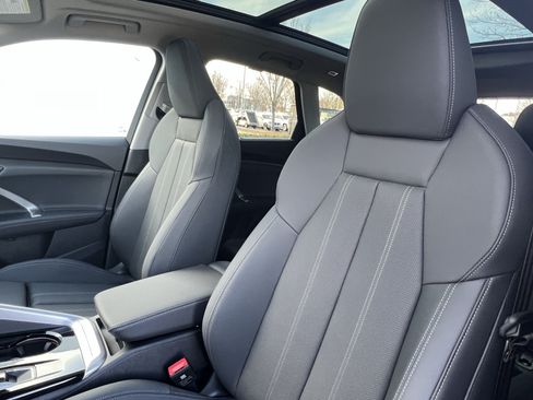 Used 2025 Audi Q5 Premium w/ Premium Plus AWD/4WD image 15