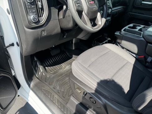 Used 2022 GMC Sierra 1500 Pro w/ 1SA Safety Plus Package AWD/4WD image 14