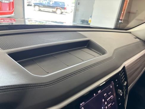 Used 2023 Volkswagen Atlas SEL AWD/4WD image 48