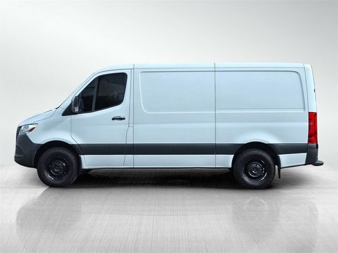 Used 2019 Mercedes-Benz Sprinter 144 Cargo image 7