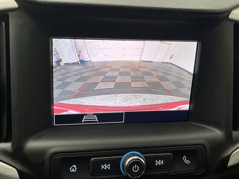 Certified 2023 GMC Terrain SLE w/ Driver Convenience Package image 5