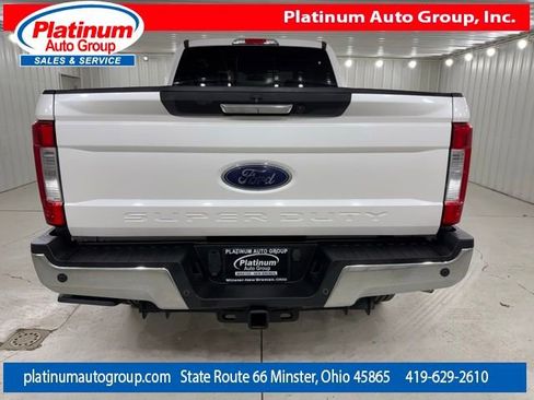 Used 2017 Ford F250 Lariat w/ Lariat Value Package image 4