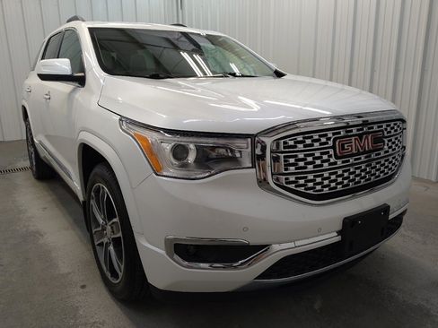 Used 2019 GMC Acadia Denali AWD/4WD image 13