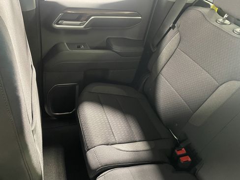 Used 2024 Chevrolet Silverado 1500 LT image 12