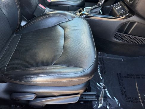 Used 2019 Jeep Compass Limited image 32