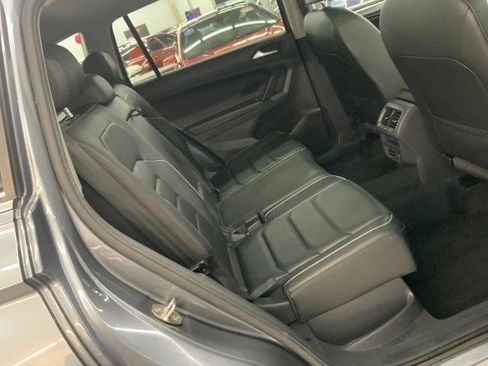 Used 2019 Volkswagen Tiguan SEL Premium AWD/4WD image 14