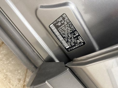 Used 2023 Nissan Rogue SV image 19