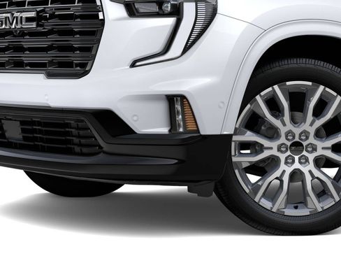 New 2026 GMC Acadia Denali Ultimate w/ LPO, Floor Liner Package FWD image 5