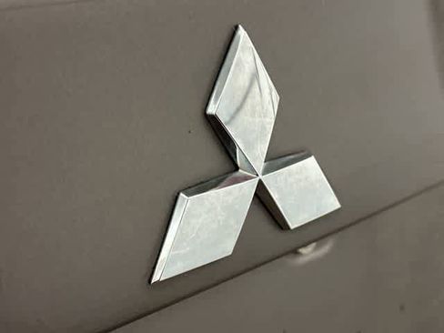 Used 2016 Mitsubishi Outlander Sport ES AWD/4WD image 17