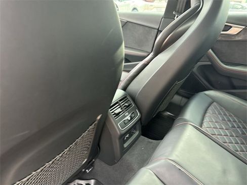 Used 2025 Audi S5 Premium Plus image 25