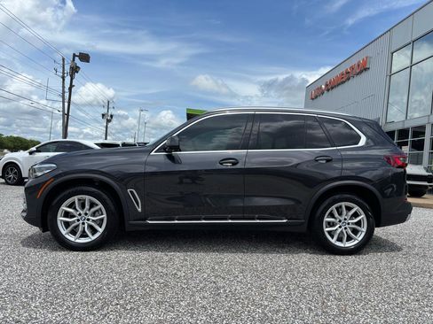 Used 2023 BMW X5 sDrive40i w/ Premium Package RWD image 3