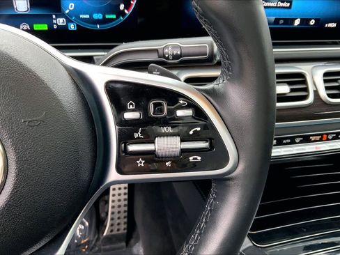 Used 2022 Mercedes-Benz GLS 450 4MATIC image 24