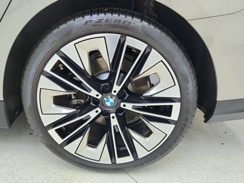 Used 2025 BMW 530i RWD image 63