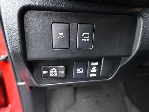 Used 2020 Toyota Tacoma TRD Sport image 19