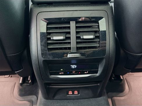 Used 2021 BMW X3 xDrive30i w/ Premium Package image 28