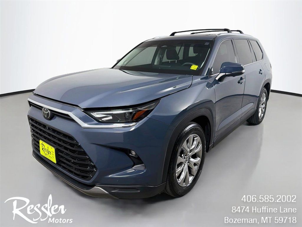 Used 2025 Toyota Grand Highlander AWD image 1