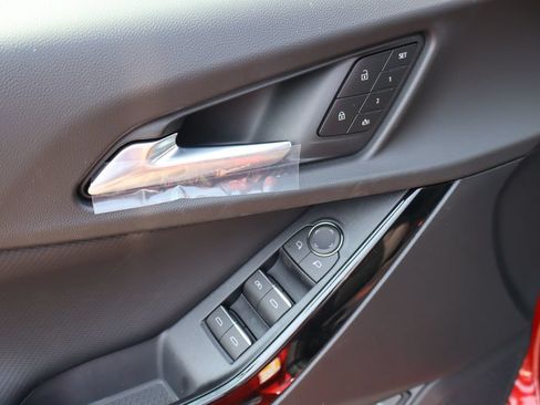 New 2027 Chevrolet Equinox RS w/ Safety and Technology Package AWD/4WD image 7