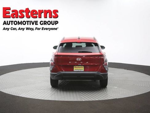 Used 2025 Hyundai Kona SEL FWD image 36