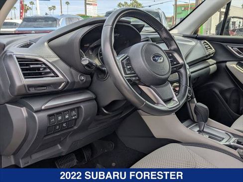 Used 2022 Subaru Forester Premium AWD/4WD image 12