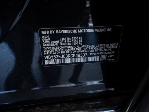 Used 2024 BMW i7 xDrive60 image 64