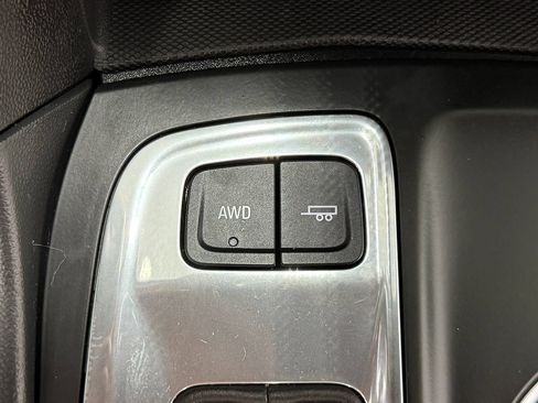 Used 2020 Chevrolet Equinox LT AWD/4WD image 24
