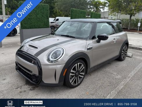 Used 2024 MINI Cooper S FWD image 1