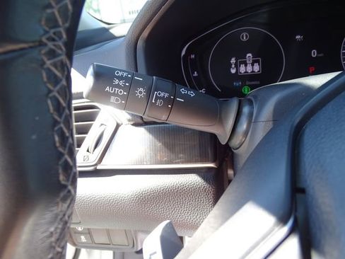 Used 2021 Honda Accord Sport Special Edition image 16