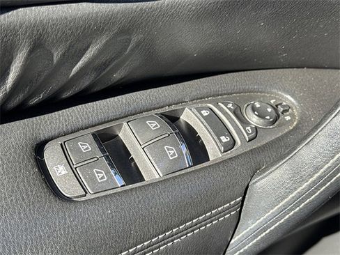 Used 2019 Nissan Armada SL w/ Premium Package image 29