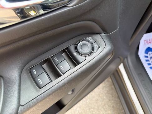 Used 2023 Chevrolet Equinox LT FWD image 20