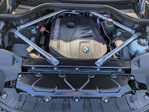 New 2026 BMW X7 xDrive40i w/ M Sport Package image 19