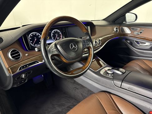 Used 2015 Mercedes-Benz S 550 4MATIC Sedan image 4