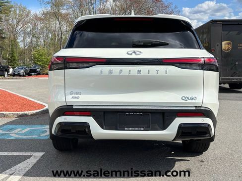 Used 2023 INFINITI QX60 Luxe w/ Cargo Package AWD/4WD image 18