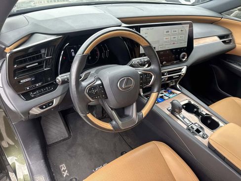 Used 2024 Lexus RX 350 Premium w/ Accessory Package (Z1) image 18