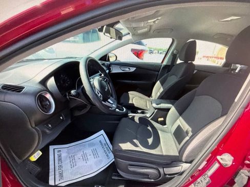 Used 2024 Kia Forte LXS FWD image 6